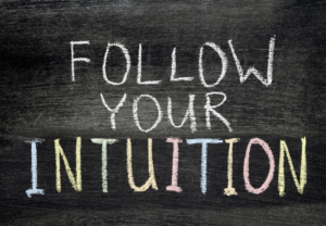 intuïtie volgen vertrouwen spirituele spiritueel betekenis