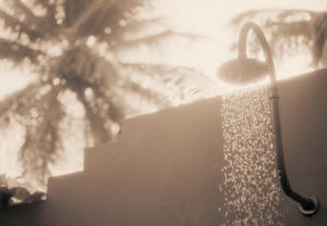 Over een douche douchen dromen spirituele betekenis symboliek