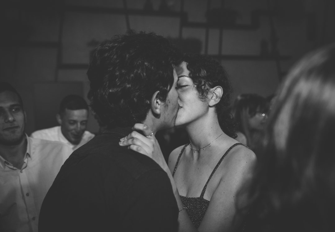 over een kus kussen zoen zoenen droom dromen spirituele betekenis